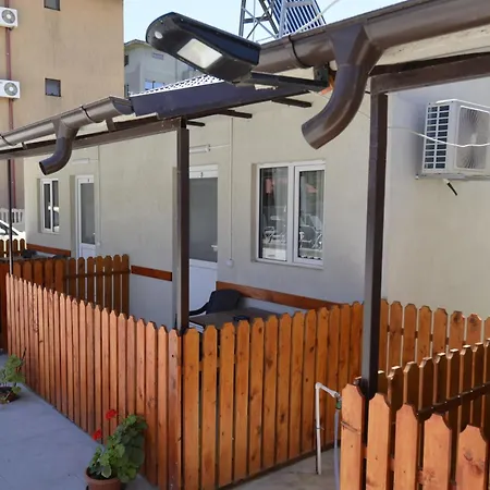 Casa Obstei ゲストハウス コスティネシュティ